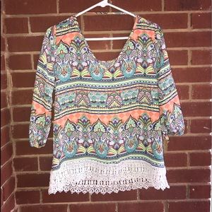 Cute paisley flowy shirt